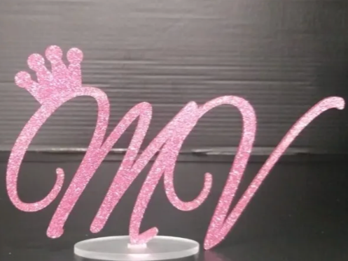 Cake topper nome su piedistallo